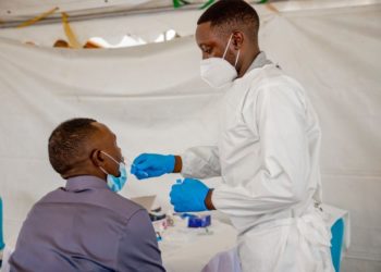 Rwanda: Nta numwe wapfuye mubahawe urukingo rwa Covid-19, 2021 izasiga hakingiwe 35%