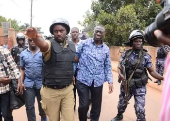 Dr. Kizza Besigye Yashimuswe i Nairobi: Umuryango we urasaba ko arekurwa