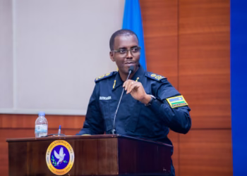 Yasabye polisi kumutwara iwawa