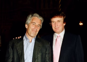Trump yasabye ko hashyirwa hanze ubuhamya bwatanzwe mu rubanza rwa Jeffrey Epstein