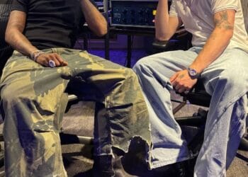 Wizkid yatangaje indirimbo nshya yahuriyemo na Young Jonn