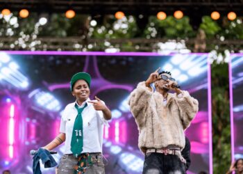 Uko abahanzi bari kwitwara ku rubyiniro