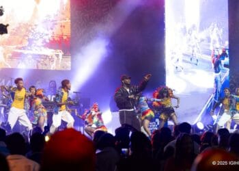 Kizz Daniel yateguje abanya kigali ko azagaruka