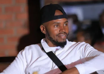 Alex Muhangi yatorewe kuyobora Ishyirahamwe ry’Abanyarwenya bo muri Uganda (TUCA)