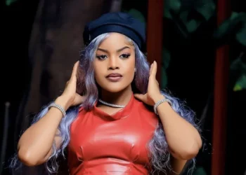 Umuhanzikazi Ava Peace yanenze imyitwarire y’abamwe mu bashumba b’amadini