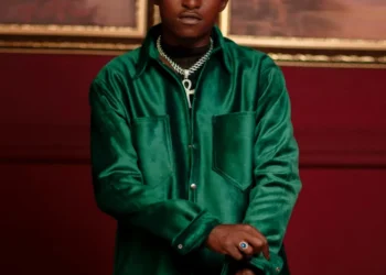 Dokta Brain yatangaje ko shobora kureka kuririmba