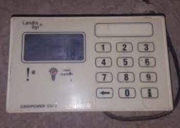 Rutsiro mu icuraburindi ry’amezi atandatu: Abaturage barasaba REG igisubizo kirambye ku muriro