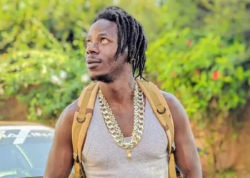 “Abahanzi bishyura TikTokers ngo basebye bagenzi babo” Alien Skin