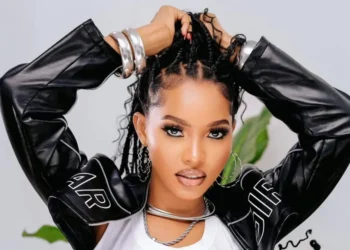 “Abahanzi n’abayobozi bakwiye gutandukana neza” – Spice Diana