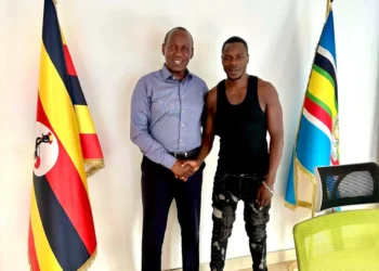 Alien Skin yasabye abahanzi kureka politike bakongera kwibanda ku muziki