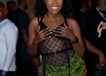 Karole Kasita yibajije impamvu itegeko rigenga ibihangano ridasohoka