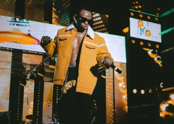 Visa Vibez yicujije amakimbirane yagiranye na John Blaq