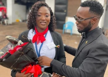 Mikie Wine yashimiye umugore we ko yamuteye ingabo mu bitugu mu bihe byari bikomeye