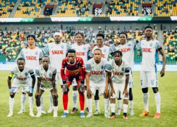 Rayon Sports mu bihe bikomeye: Bruno Ferry arashimangira ko gukemura ibibazo imbere mu ikipe byihutirwa