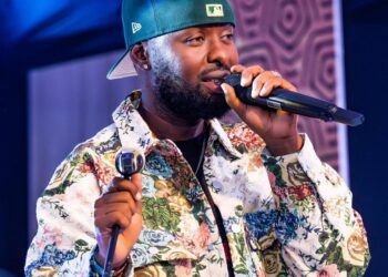 Eddy Kenzo nyuma yo guterwa imijugujugu n’abanya-Uganda ntiyarenze umutaru