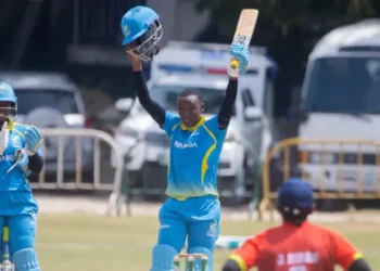 Nzakomeza kugira ibyo nkosora ngere ku bindi bishimishije’  Utagushimaninde wanditse amateka y’isi muri Cricket