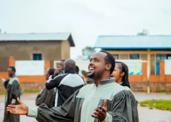 Korali Ambassadors of Christ yakoreye umurimo w’ivugabutumwa mu Kigo Ngororamuco cya Gitagata