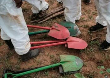 Urujijo ku mirambo myinshi yatahuwe aho yari itabye