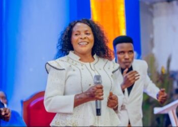 Rose Muhando Yibwe n’Abajura Binjiye Iwe