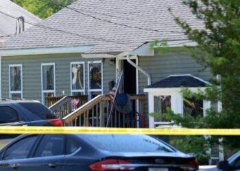 USA: Umugabo arakekwaho kurasa abana umunani, barindwi muri bo bari abe