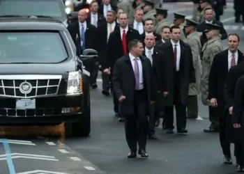 “The Beast”: Imodoka ya Perezida wa Amerika itinya amasasu n’ibisasu