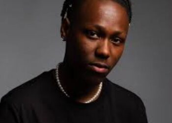 Elvin Cena Yanditse Amateka kuri Billboard: Umunyarwanda yazamuye Izina rya Afurika mu Muziki